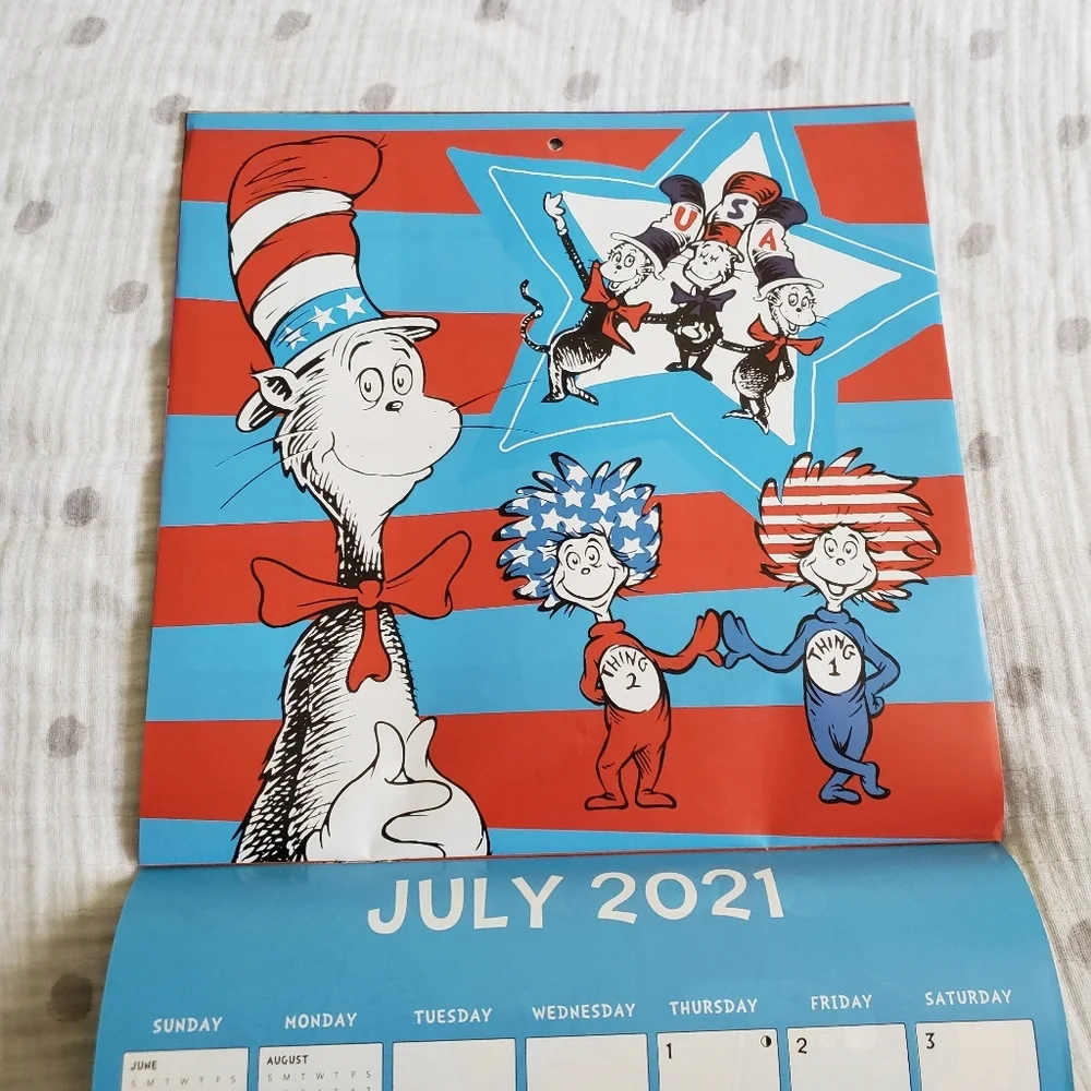 2021 Dr Seuss Calendar. NWOT.